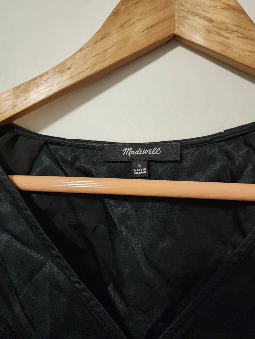 Madewell Black Puff-Sleeve V-Neck Blouse